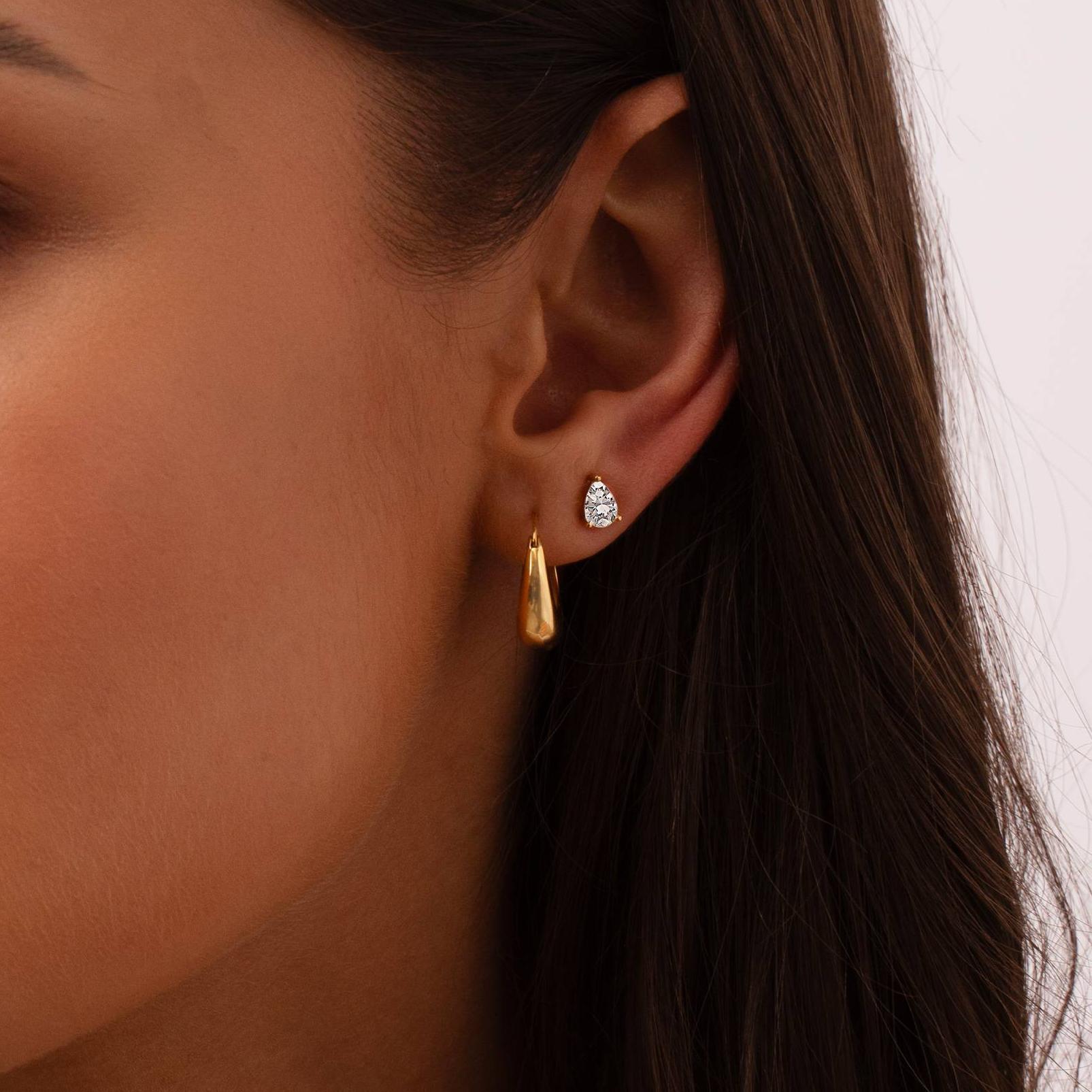 Sofia Triangle Stud Earrings in Gold Vermeil