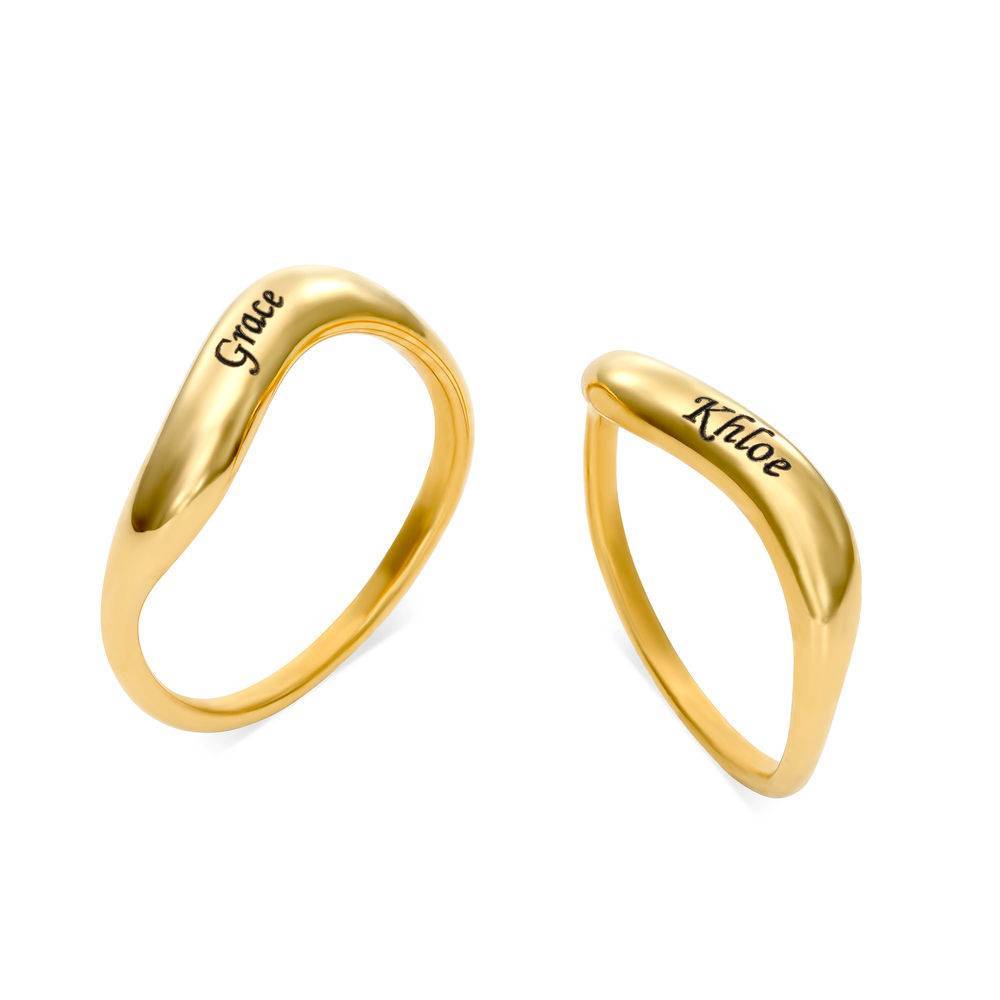 Stackable Wavy Name Ring in Gold Plating