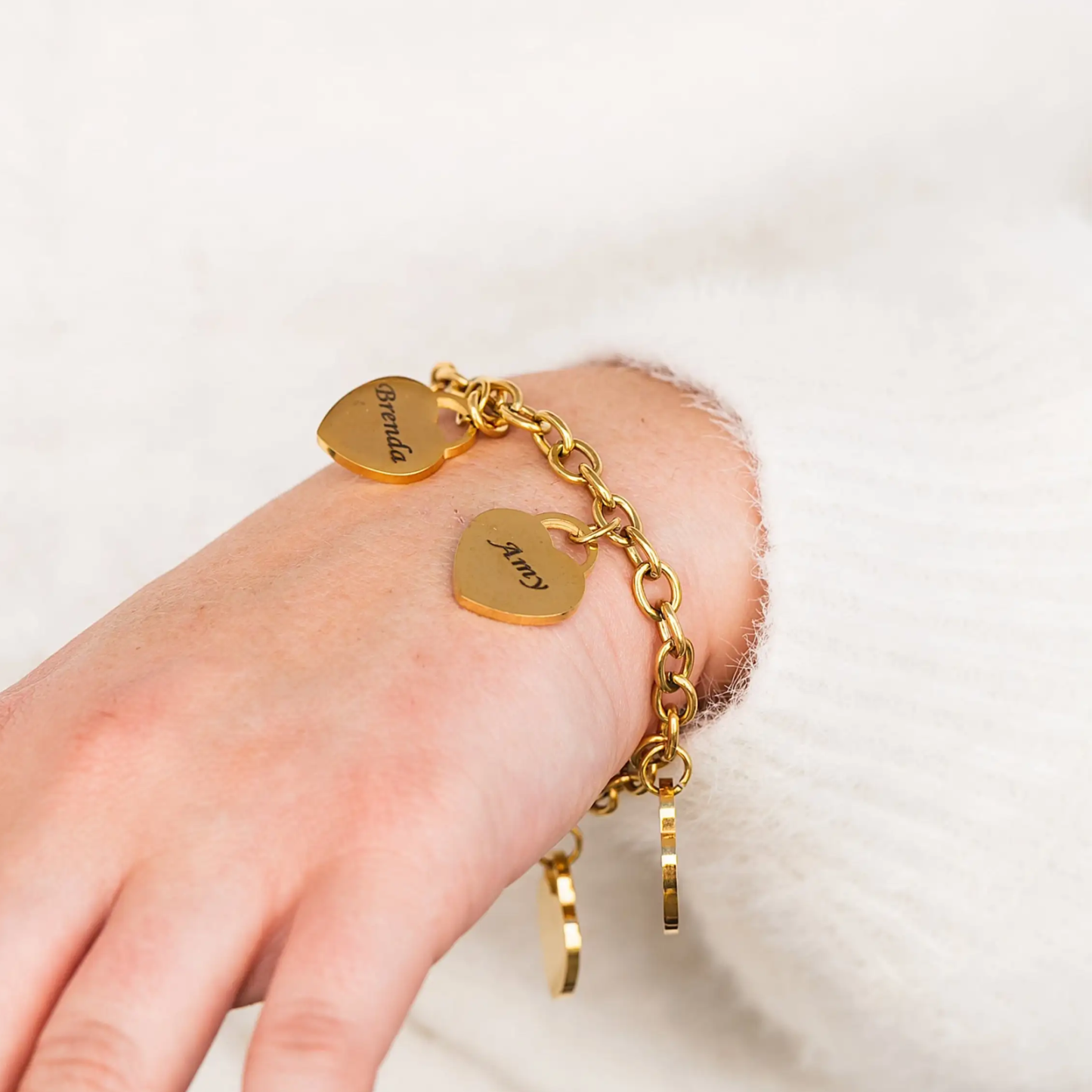Personalized Heart Charm Bracelet in Gold Vermeil-YAFEINI Personalized Jewelry