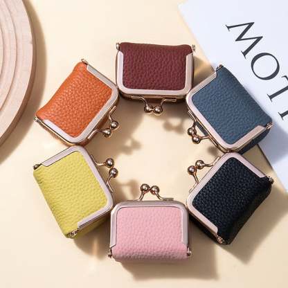 ✨ Genuine Leather Mini Jewelry Box - Compact & Stylish Jewelry Organizer ✨