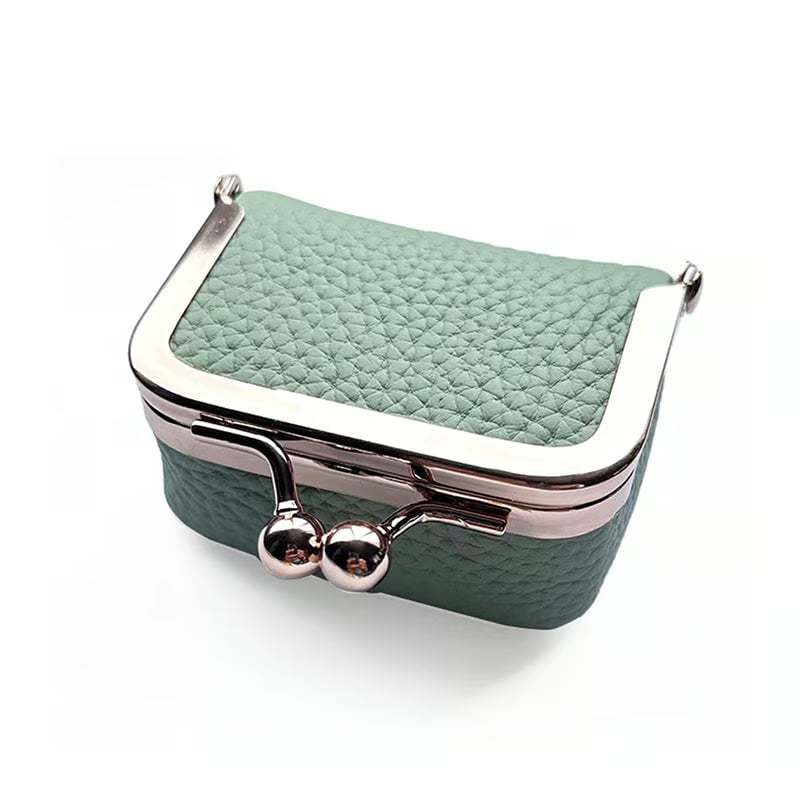 ✨ Genuine Leather Mini Jewelry Box - Compact & Stylish Jewelry Organizer ✨