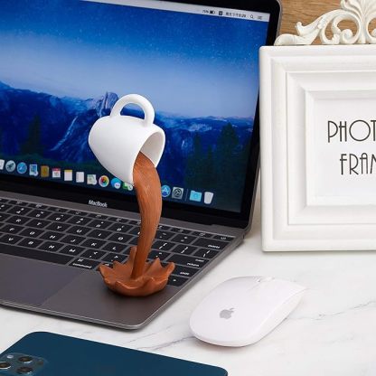 Spilled Coffee Mug Sculpture - Unique Pouring Coffee Cup Décor for Kitchen or Office ☕🎨"