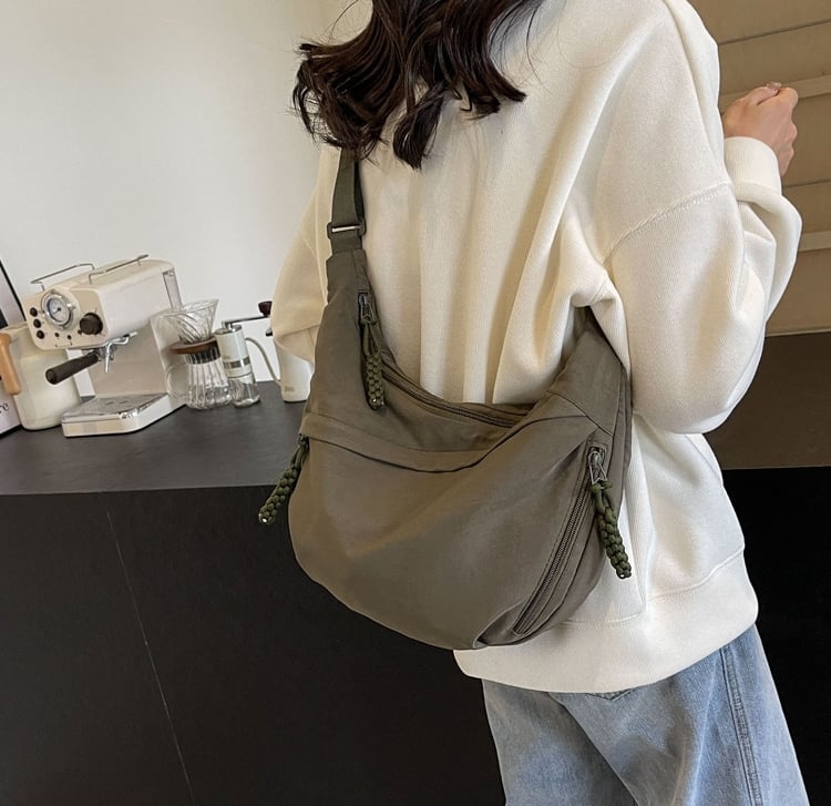 🎉Last Day Promotion 49% OFF - ✨ Stylish Plain Color Nylon Crossbody Bag 