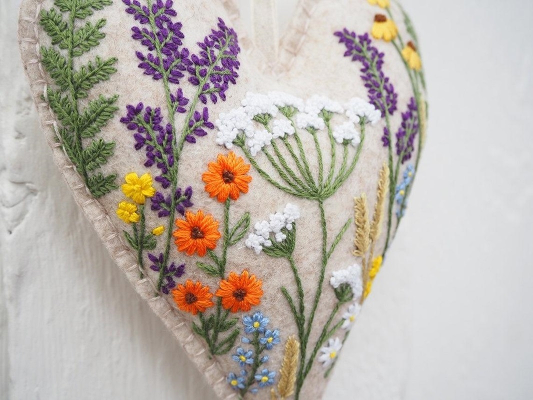 Hanging Heart Embroidery Kit - BUY 2 FREE SHIPPING