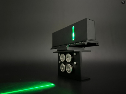 NEW ALIGNMENT DEVICE FOR BENDING MACHINE