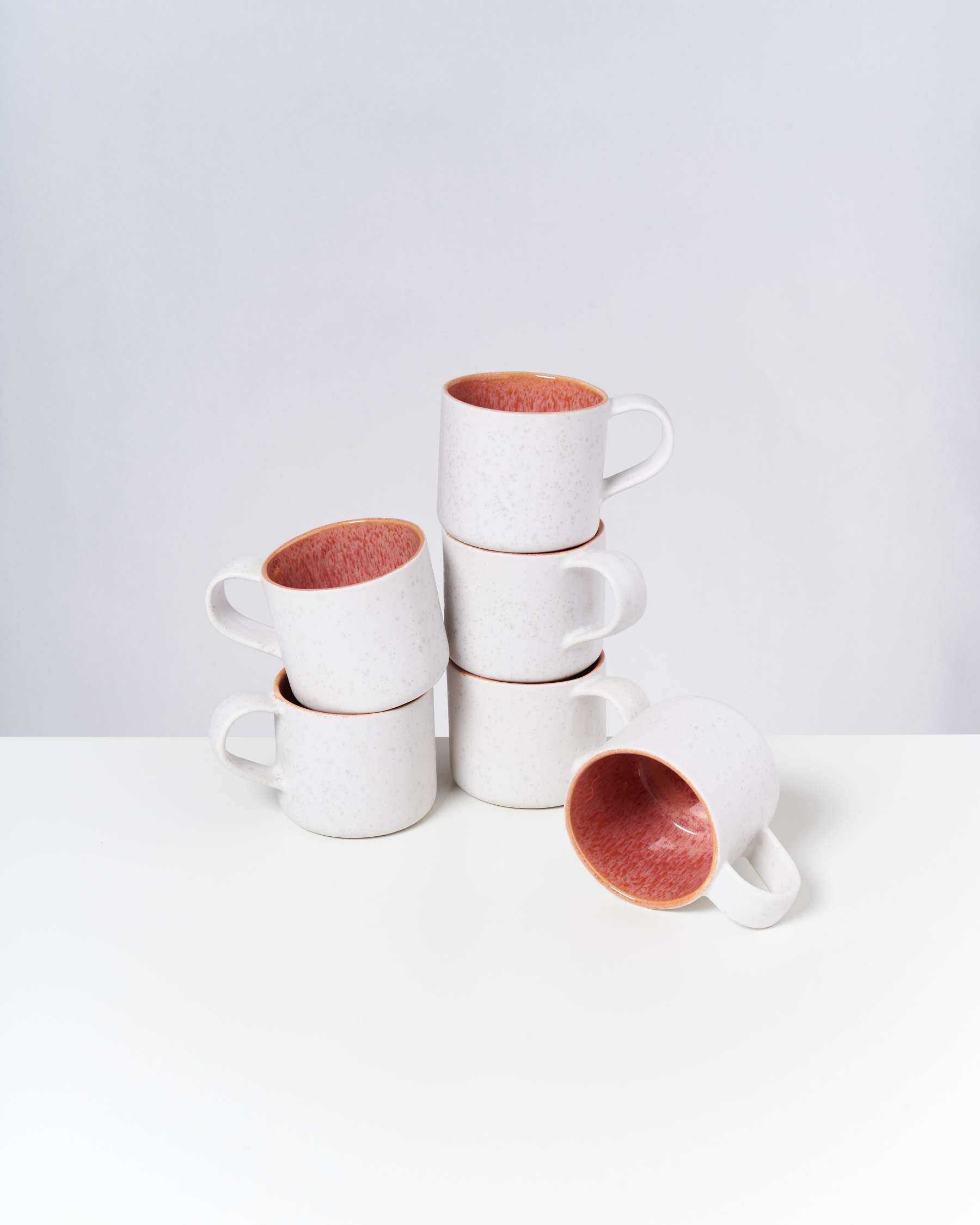 Tasse Areia en grès brillant 0,55l faonnée à la main avec effet craquelé naturel