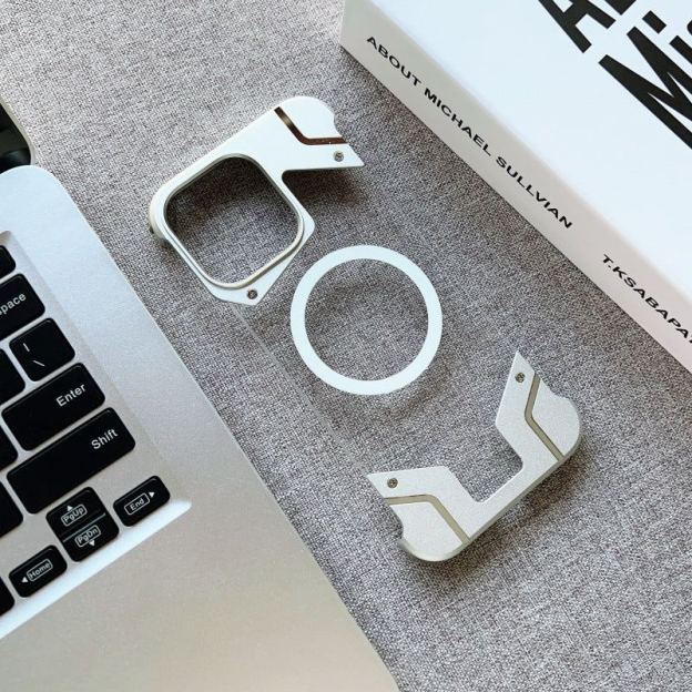 Frameless Metal Magnetic Phone Case For iPhone