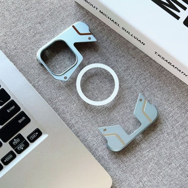 Frameless Metal Magnetic Phone Case For iPhone