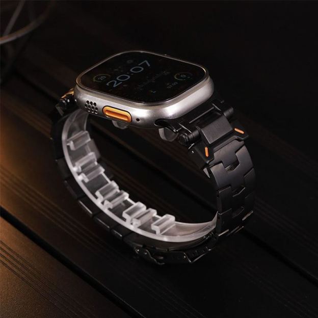 "Luxury Band" Metal Titanium Butterfly Buckle Strap for Apple Watch