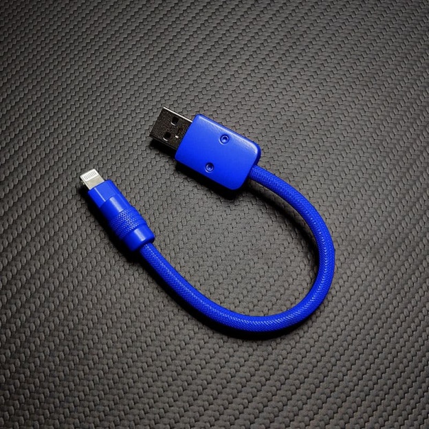 "Monochrome Chubby" Power Bank Friendly Cable