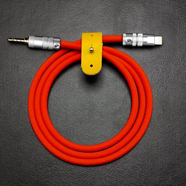 "Seamless Chubby" Audio Cable Type-C & Lightning