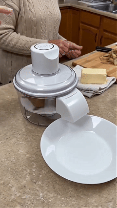 Universal automatic peeler working demonstration