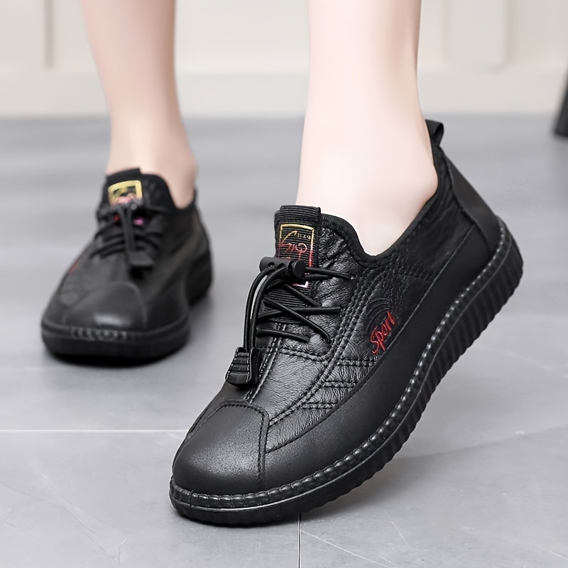 🔥Last Day Promotion 50% OFF - Women's Floral Embroidered Slip-On Casu