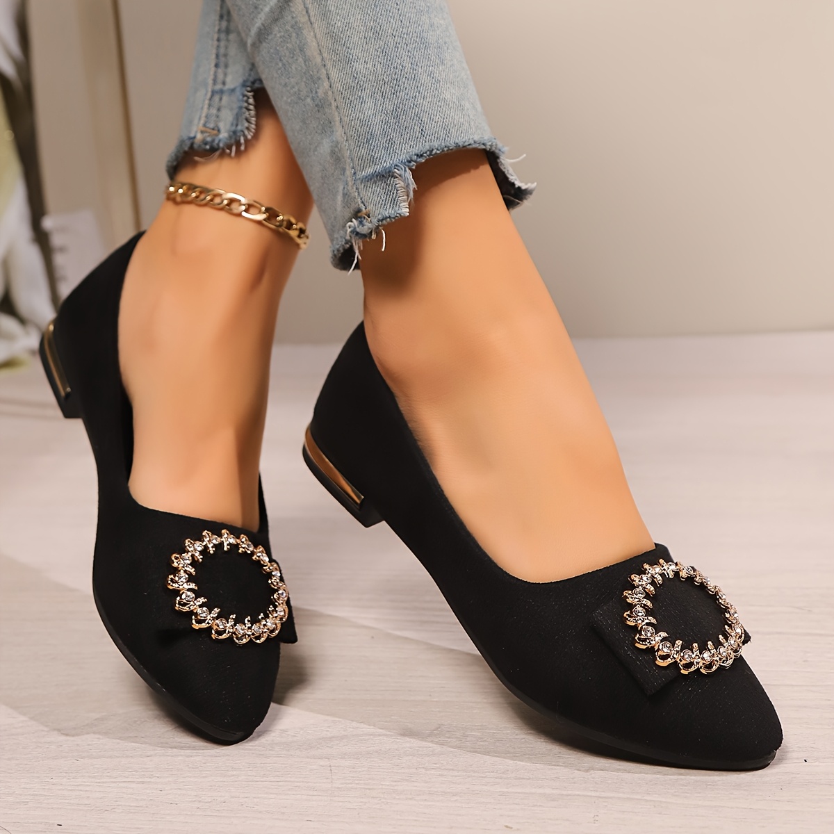 🔥Last Day 50% OFF - Women's Comfy Elegant Rhinestone Buckle Flats with Soft Cushion Sole