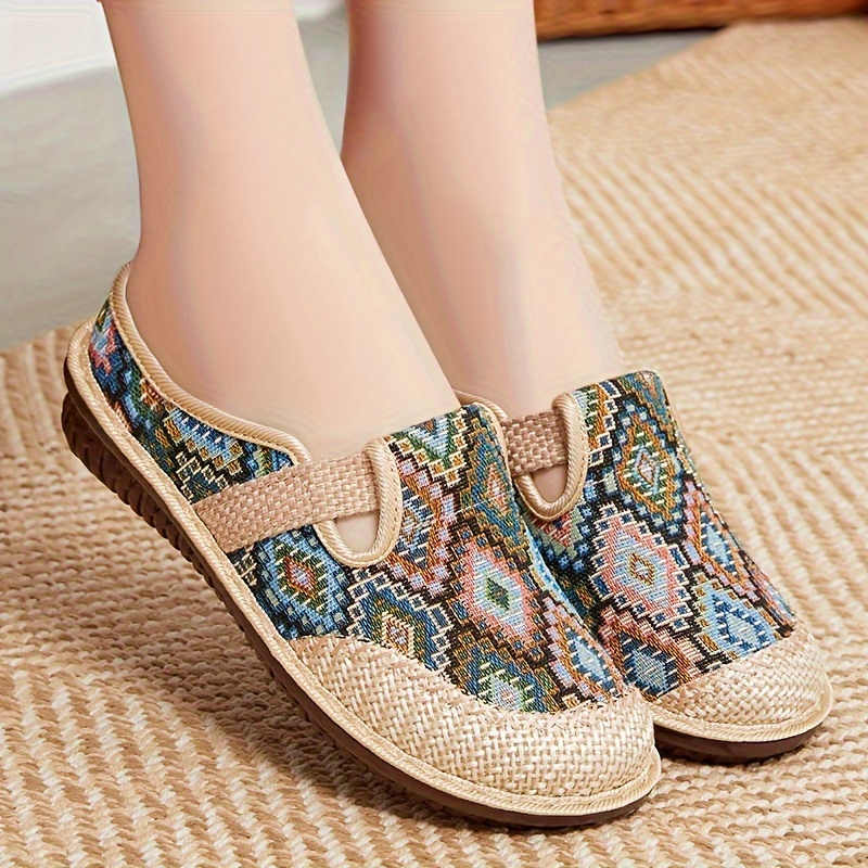 🔥Last Day Promotion 50% OFF - Women's Comfortable Linen Slip-on Soft-soled Shoes