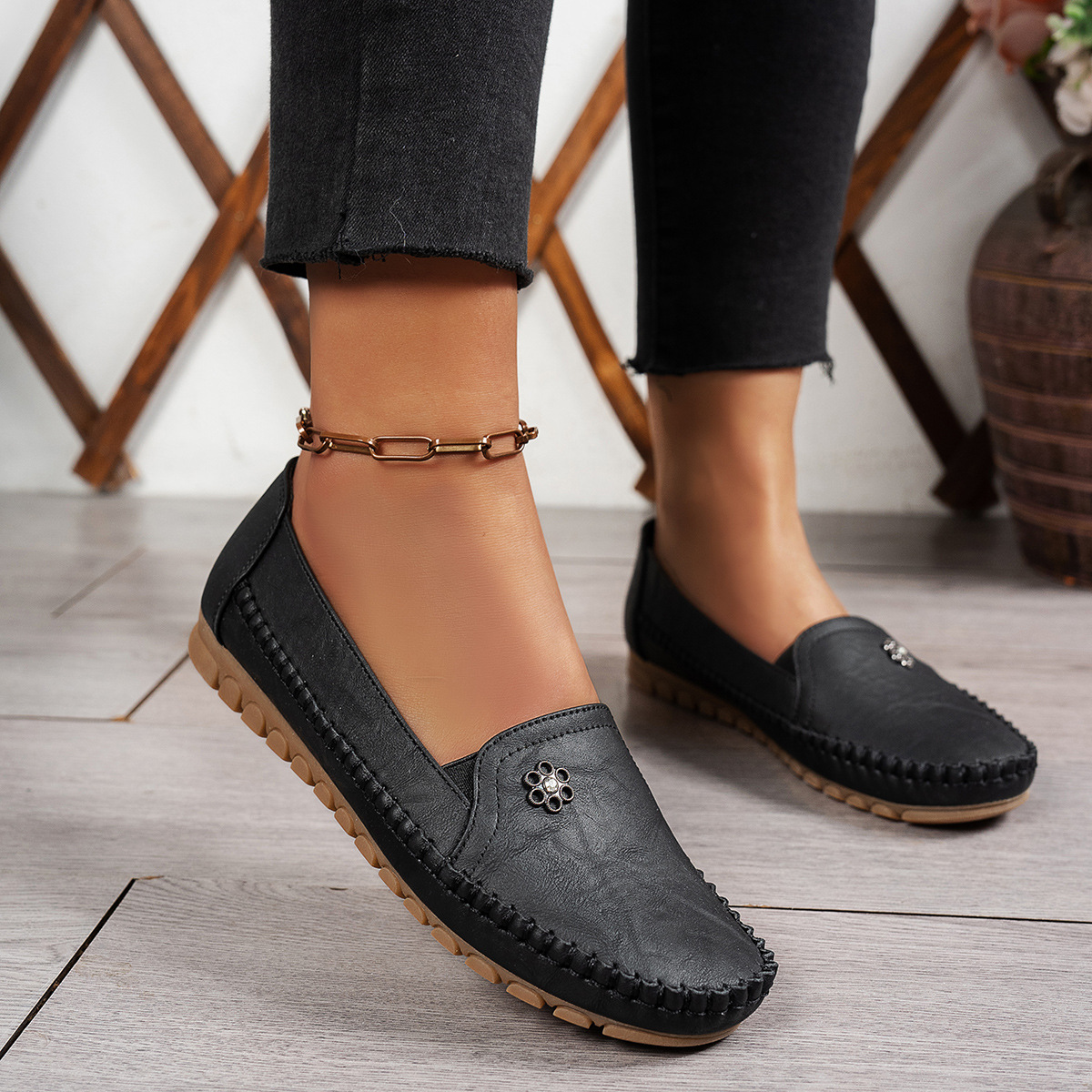 🔥Last Day Promotion 50% OFF - Genuine Leather Slip-On Moccasin Walking Loafers