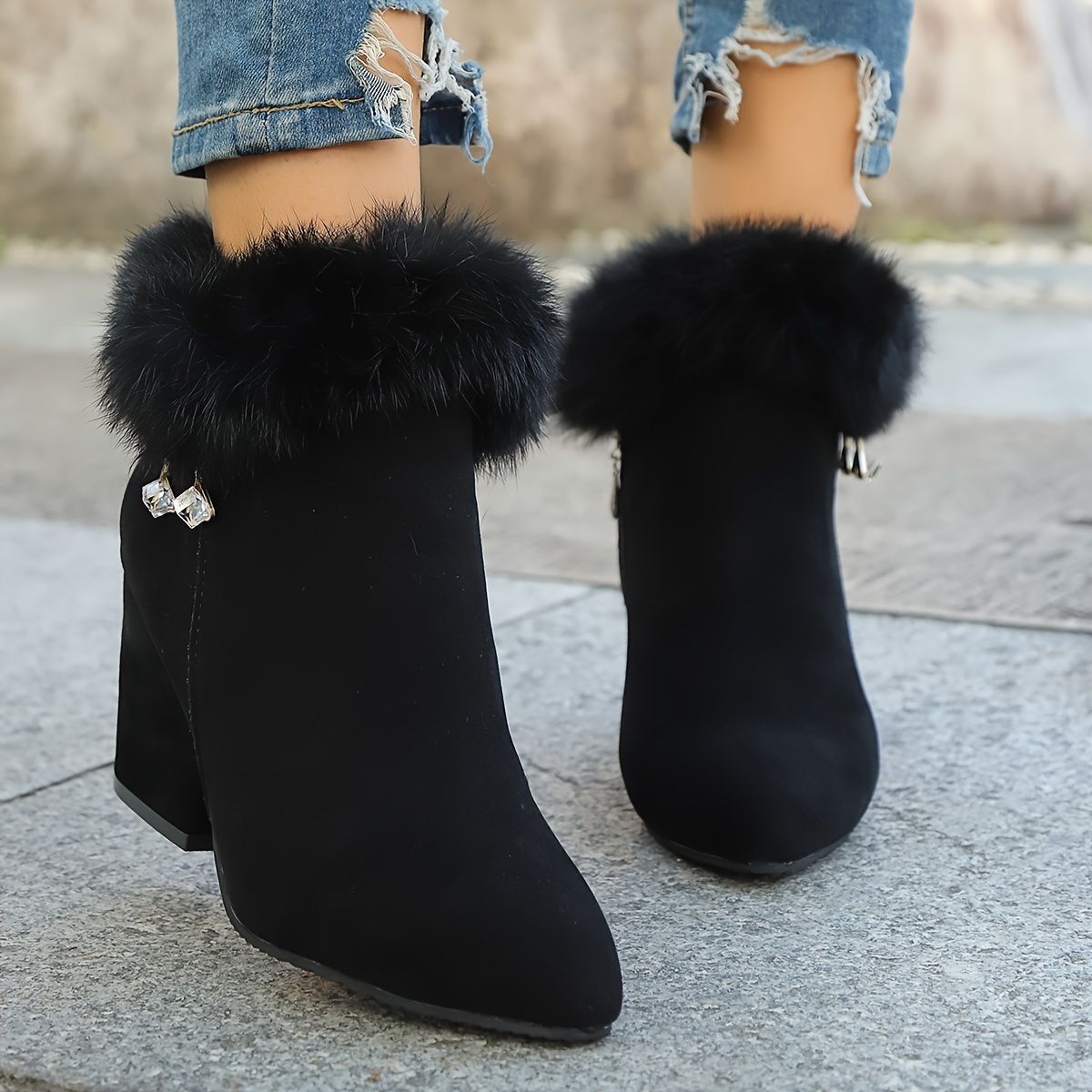 🔥Last Day Promotion 50% OFF - Women's Fashionable Warm Heeled Ankle Boots