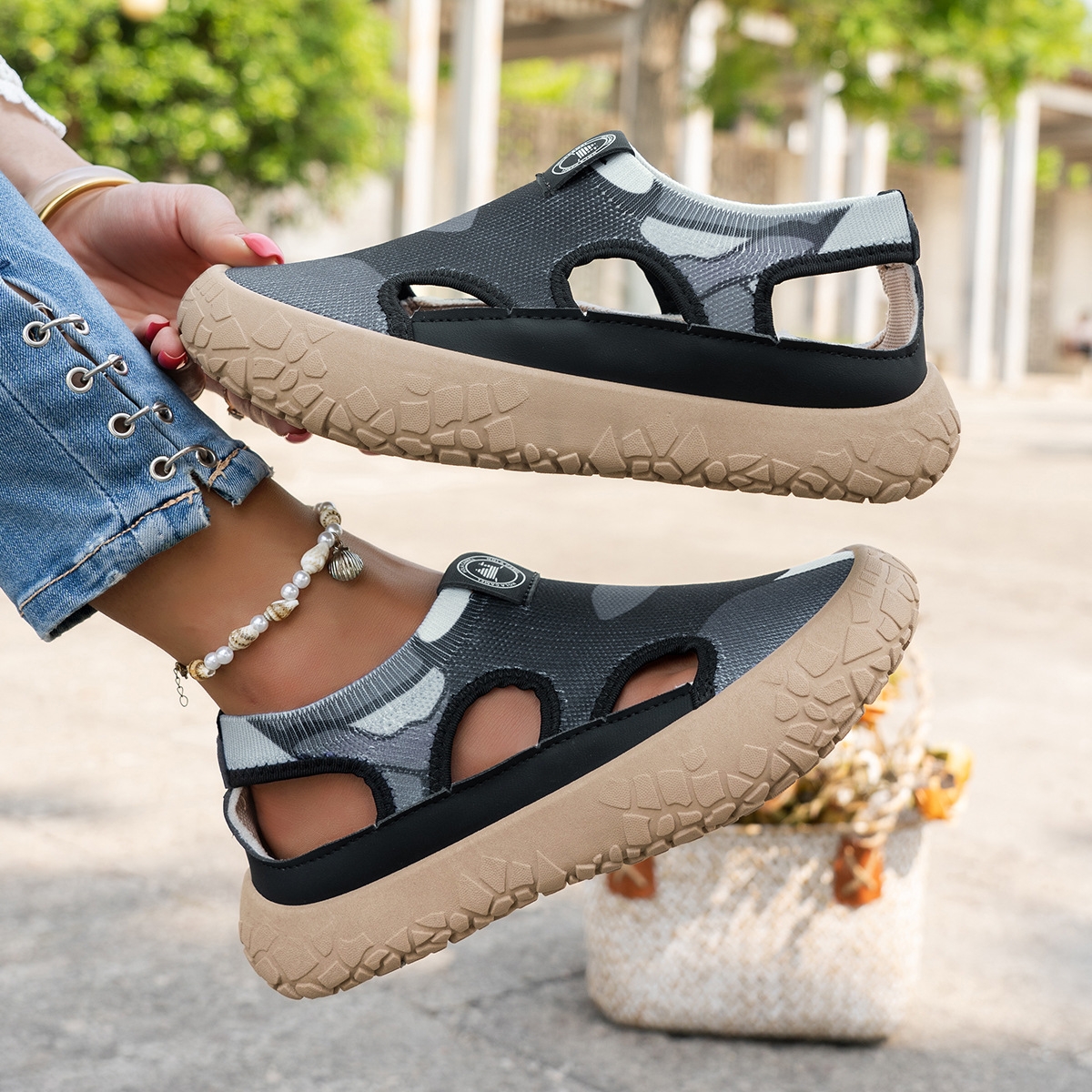 🔥Last Day Promotion 50% OFF - Women's Printed Soft-Soled Slip-On Shoes
