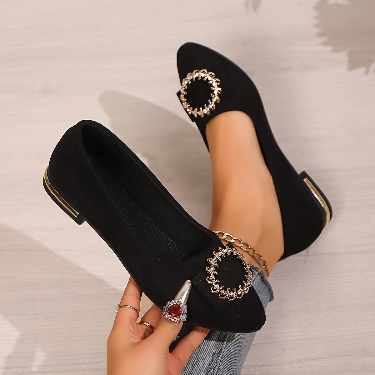 🔥Last Day 50% OFF - Women's Comfy Elegant Rhinestone Buckle Flats with Soft Cushion Sole