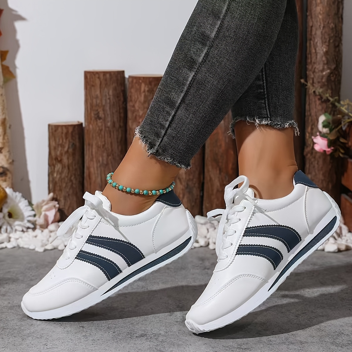 🔥Last Day Promotion 50% OFF - Women's Comfortable Lightweight Orthopaedic Sneakers