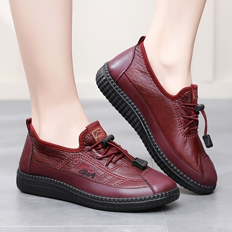 🔥Last Day Promotion 50% OFF - Women's Floral Embroidered Slip-On Casual Shoes