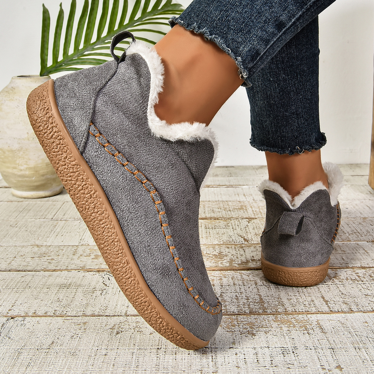 🔥Last Day Promotion 50% OFF - Women's Comfortable Non-Slip Wool Lined Orthopaedic Ankle Boots