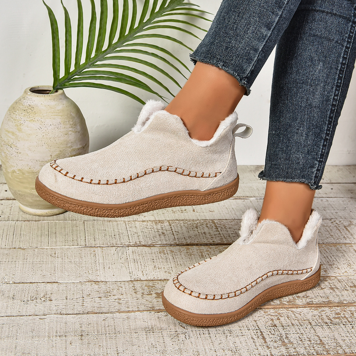 🔥Last Day Promotion 50% OFF - Women's Comfortable Non-Slip Wool Lined Orthopaedic Ankle Boots