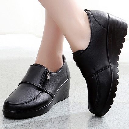 🔥Last Day 50% OFF - Women's Orthopaedic Genuine Leather Wedge Shoes | Comfortable Anti-Slip Cushion Support for Foot Pain Relief