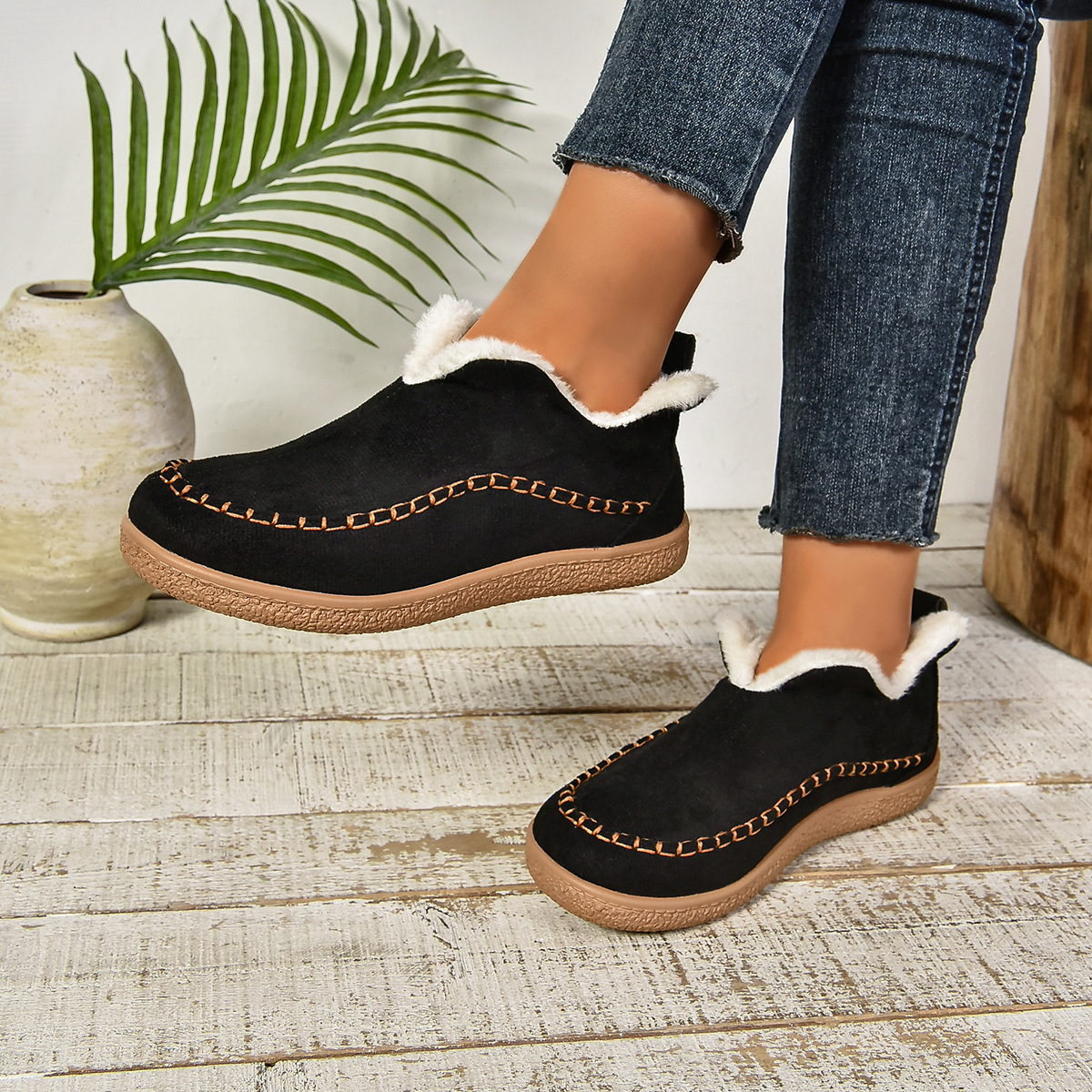 🔥Last Day Promotion 50% OFF - Women's Comfortable Non-Slip Wool Lined Orthopaedic Ankle Boots