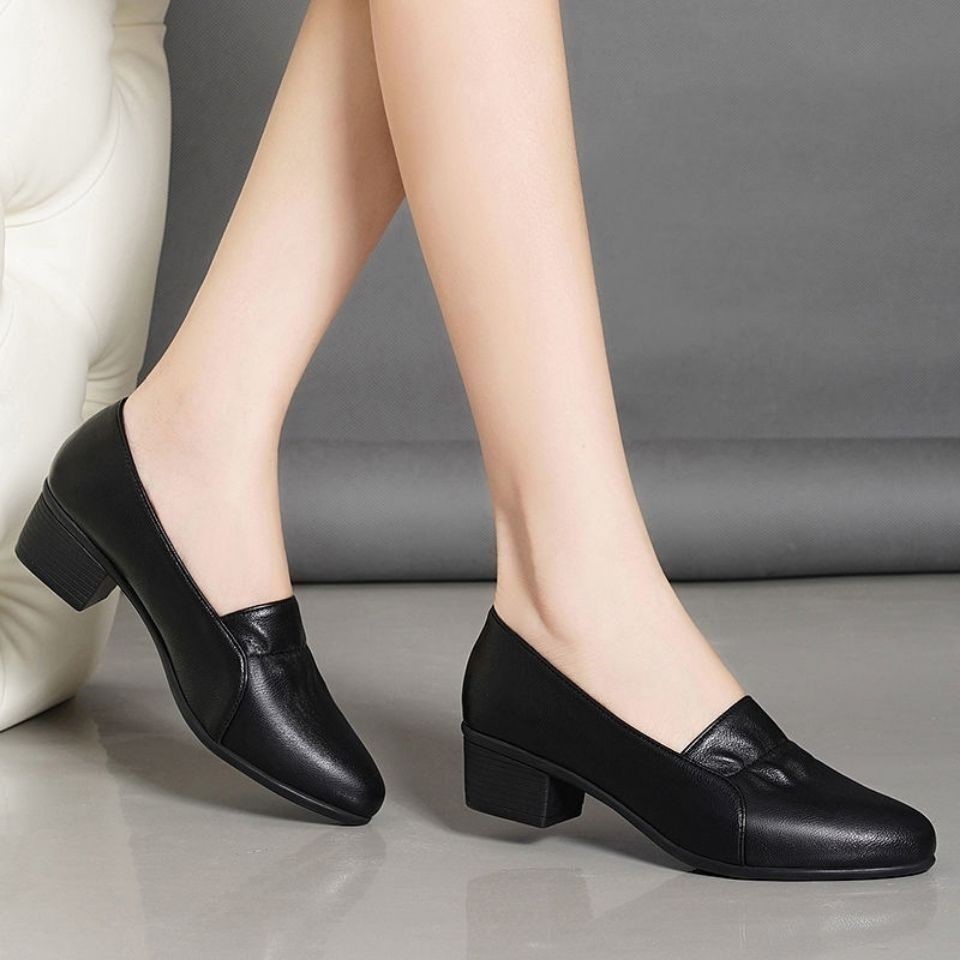 🔥Last Day Promotion 50% OFF - Women's Trendy Non-slip Soft Sole Short Heeled Leather Shoes
