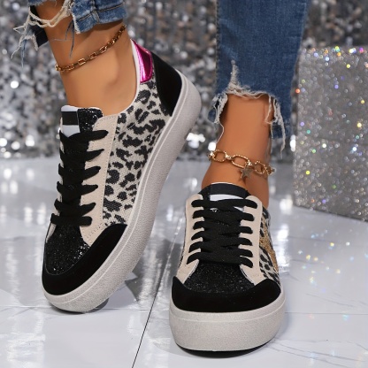 🔥Last Day Promotion 50% OFF - Women's Leopard Print Star Sneakers