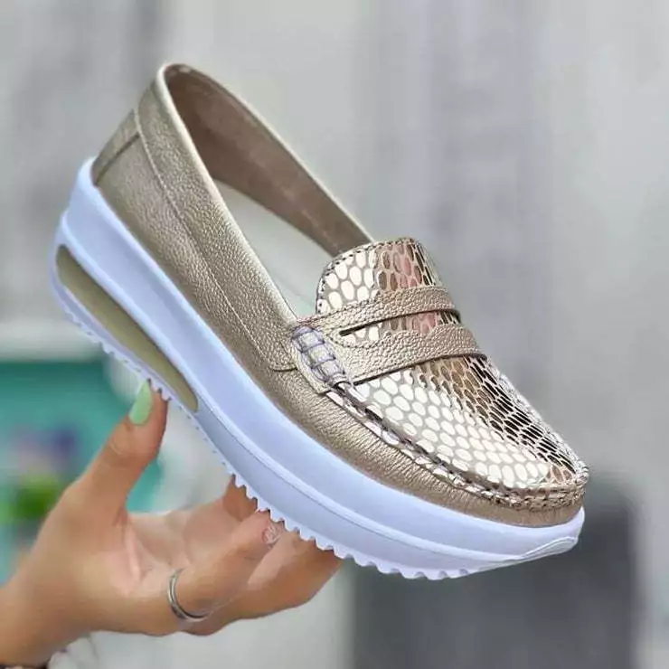 🔥Last Day Promotion 50% OFF - Women's Comfortable Casual Thick Sole Walking Shoes