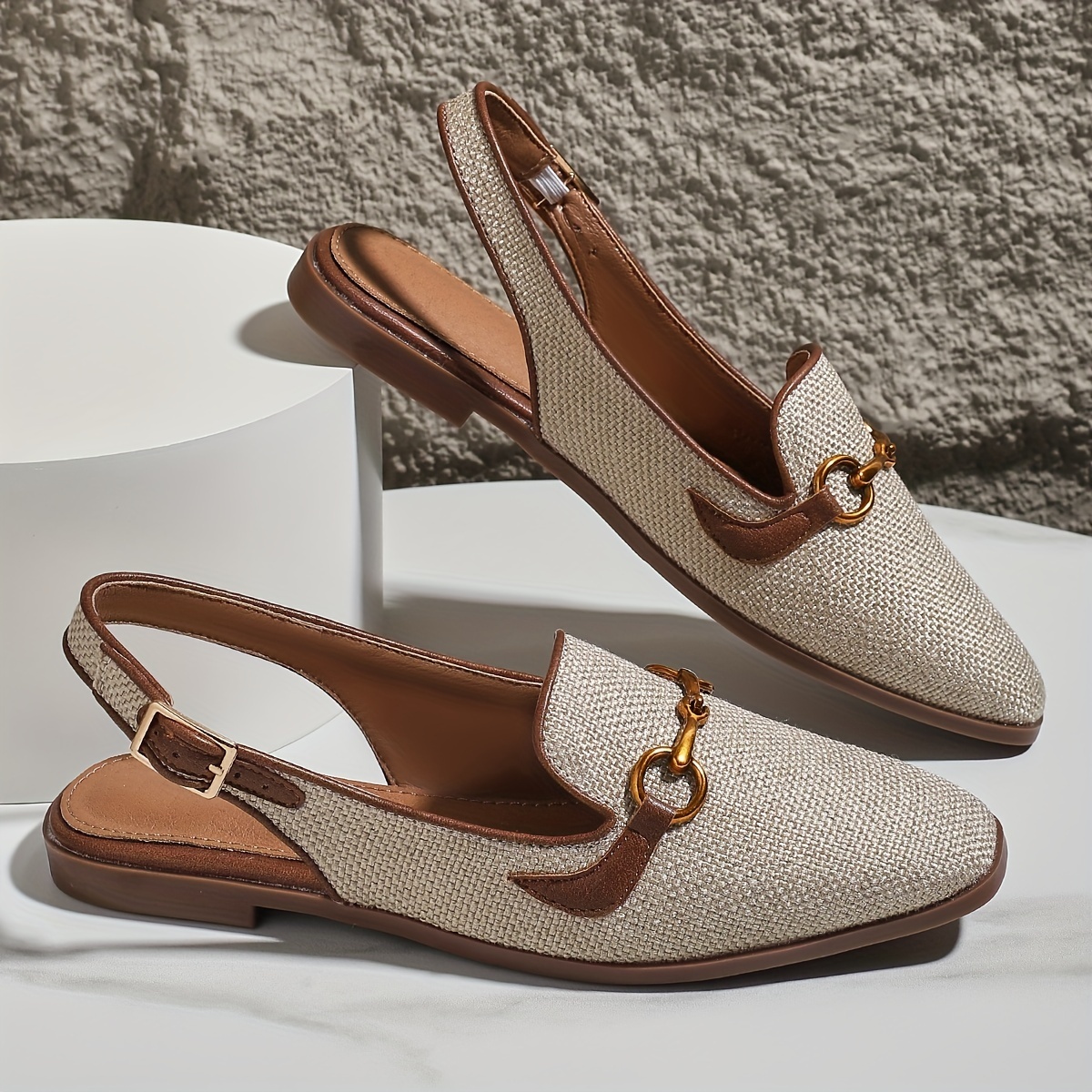 🔥Last Day Promotion 50% OFF - Women's Metallic Buckle Decor Flat Sandals