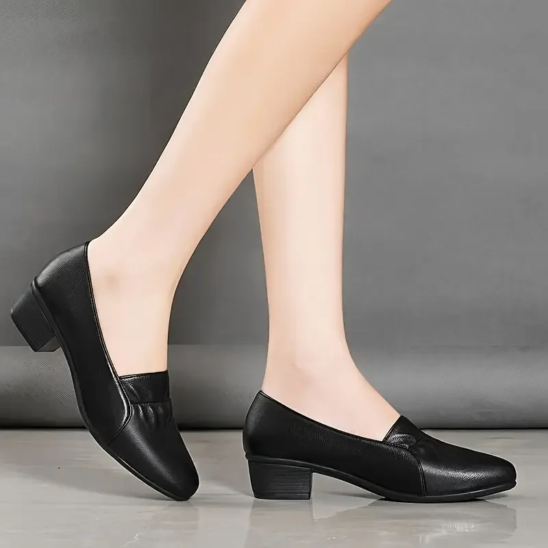 🔥Last Day Promotion 50% OFF - Women's Trendy Non-slip Soft Sole Short Heeled Leather Shoes