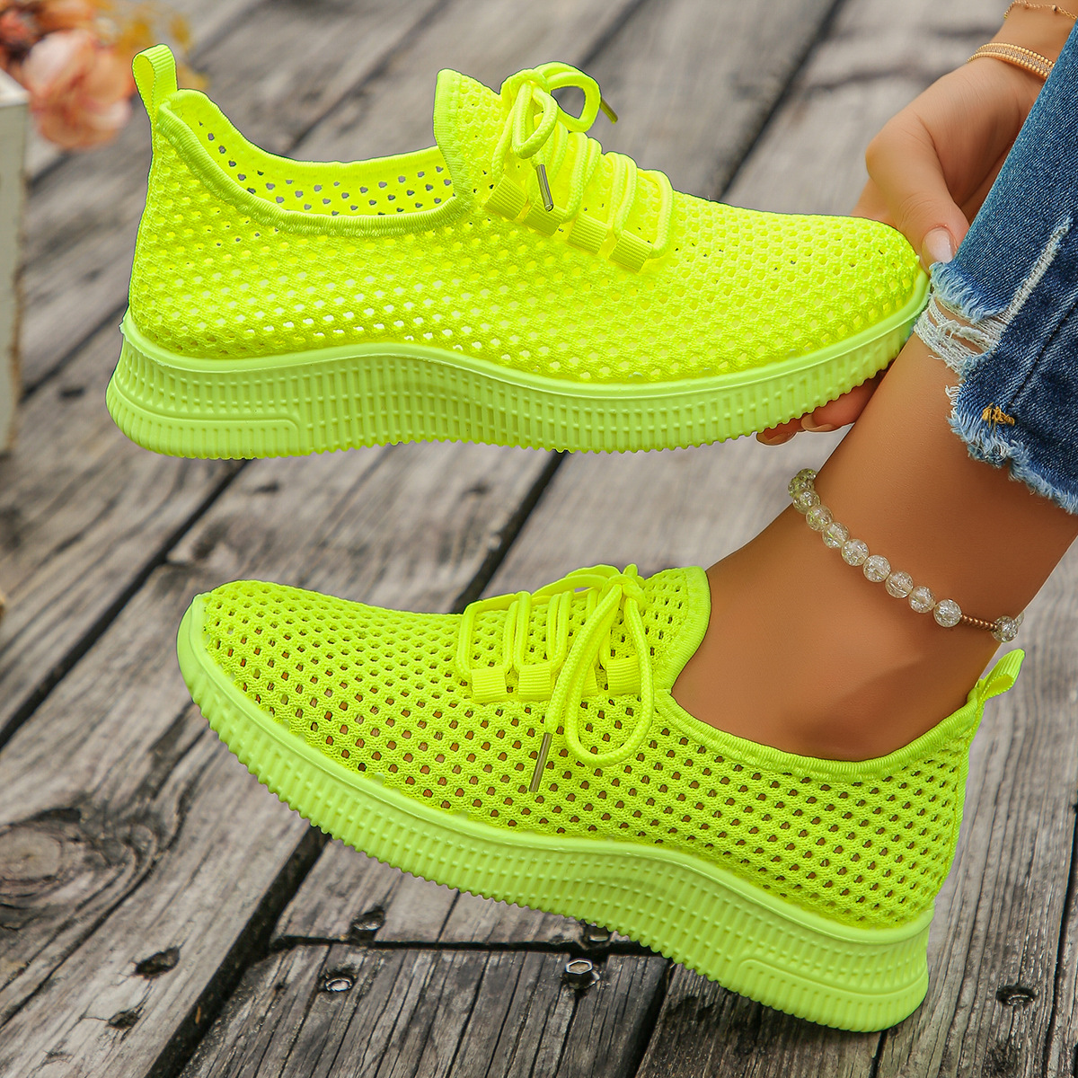 🔥Last Day Promotion 50% OFF - Women's Vibrant Woven Slip-On Shoes