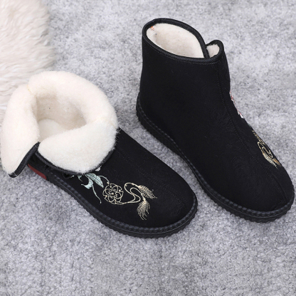 🔥Last Day Promotion 50% OFF - Women's Hand-Embroidered Warm Cotton Boots
