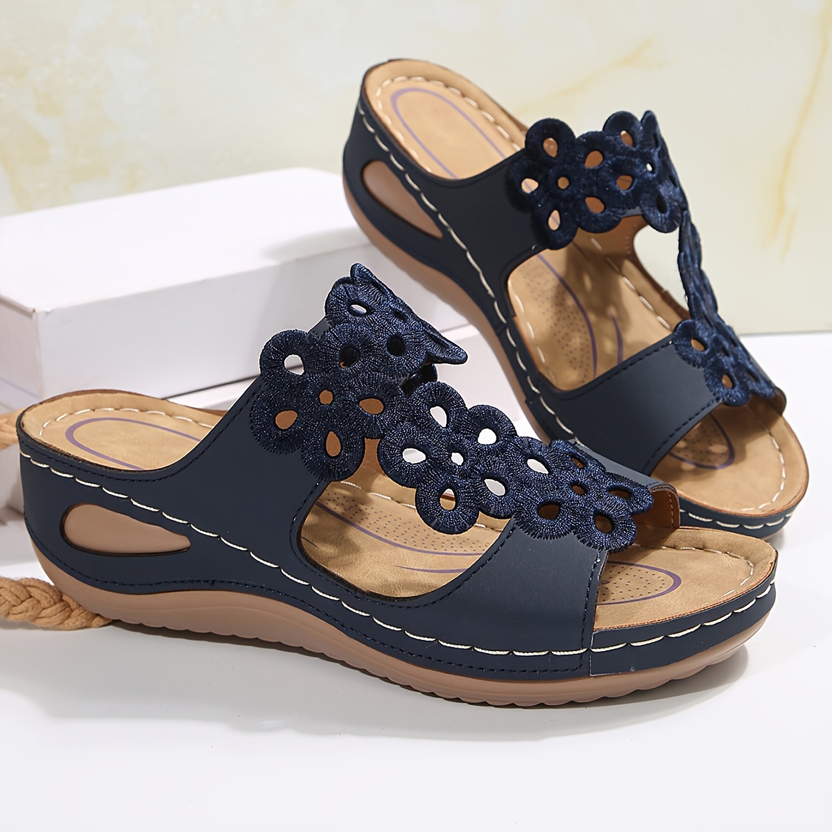 🔥Last Day Promotion 50% OFF - Women's Floral Embroidered Wedge Orthopaedic Sandals