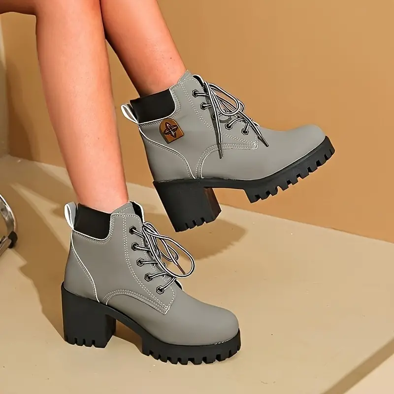 🔥Last Day Promotion 50% OFF - Women's Fashion Chunky Heel Orthopaedic