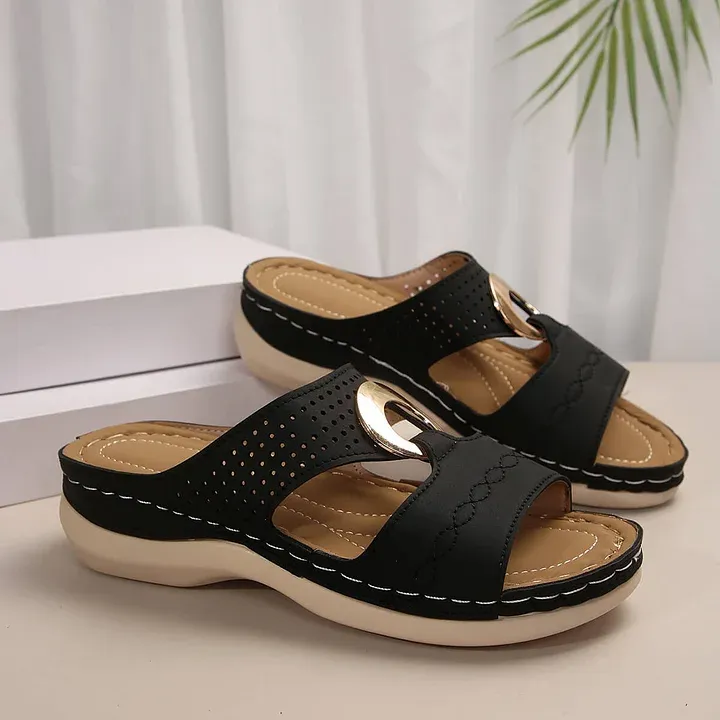 🔥Last Day Promotion 50% OFF - Women's Casual Breathable Leather Orthopaedic Platform Sandals (Buy 2 Free Shipping)