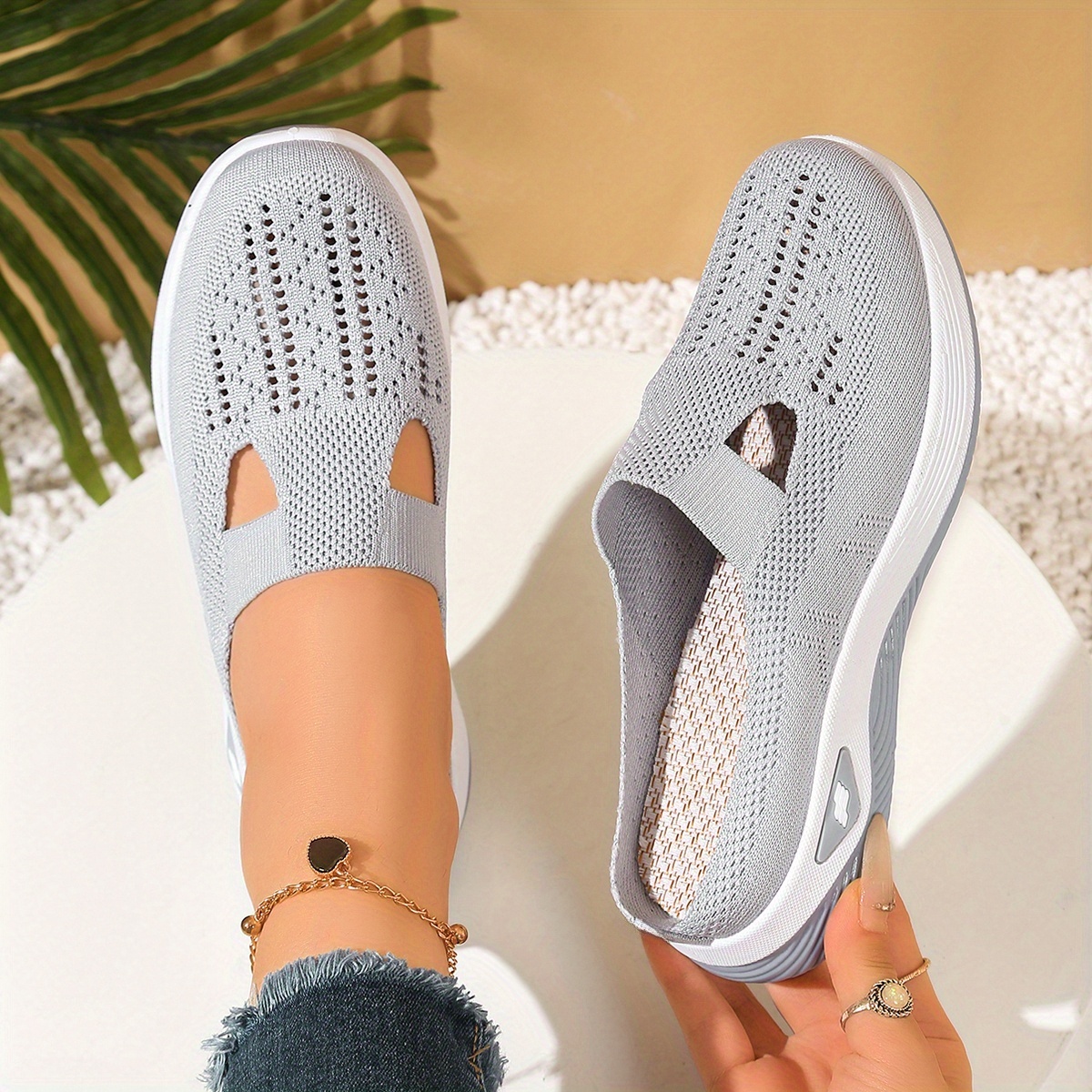 🔥Last Day Promotion 50% OFF - Women's Comfortable Soft-Soled Half Slippers