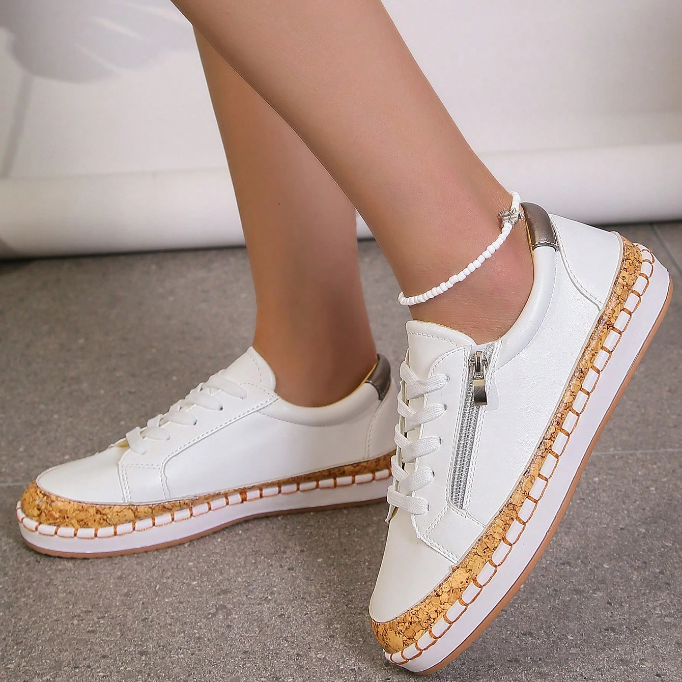 🔥Last Day Promotion 50% OFF - Women's Fashion Hand Embroidered Orthopaedic Sneakers