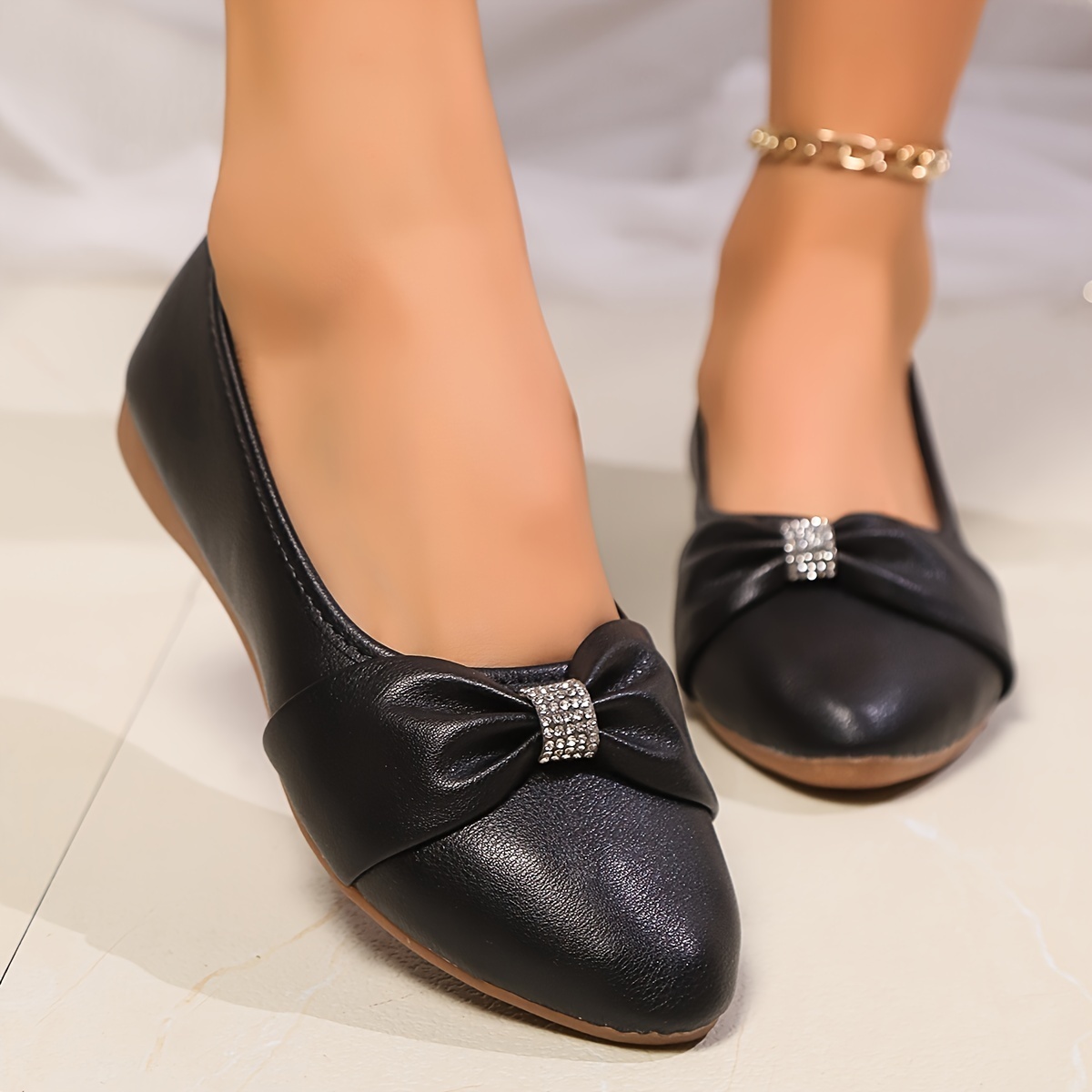 🔥Last Day Promotion 50% OFF - Women's Rhinestone Orthopaedic Leather Shoes
