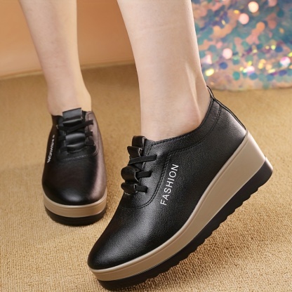 🔥Last Day Promotion 50% OFF - Women's Platform Casual Leather Orthopaedic Sneakers