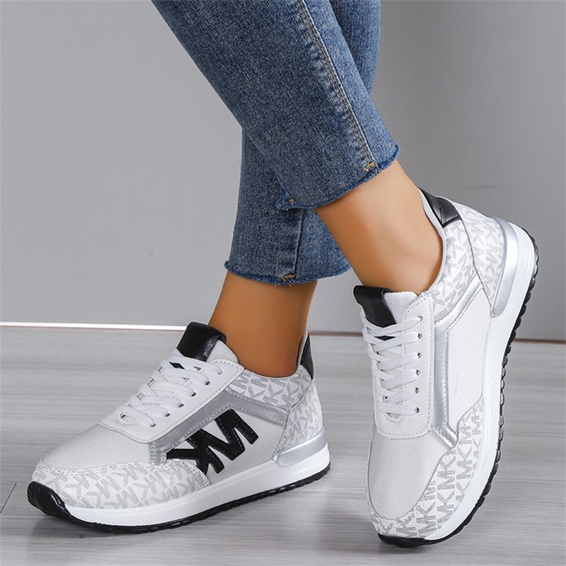 🔥Last Day Promotion 50% OFF - Women's New Thick Sole Breathable Casual Orthopaedic Sneakers