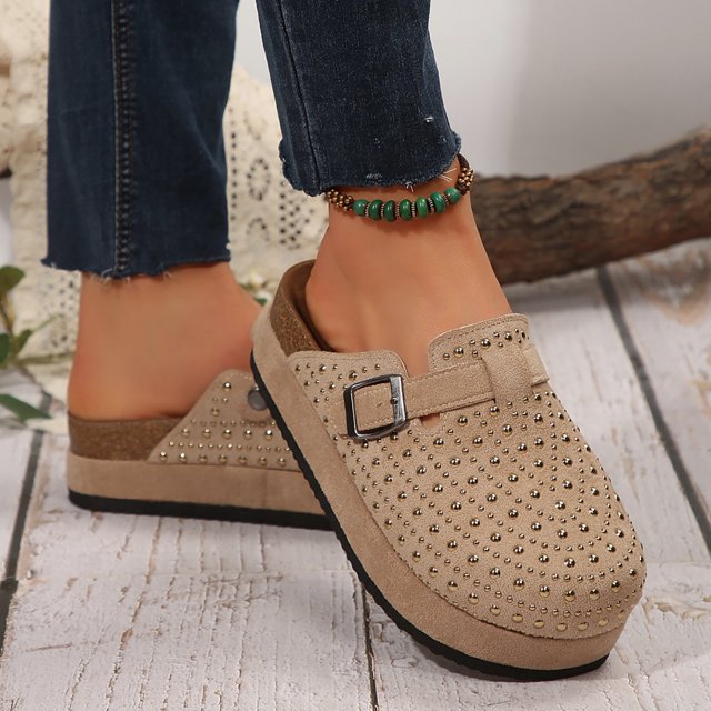 🔥Last Day Promotion 50% OFF - Women's Comfortable Closed Toe Studded Platform Sandals