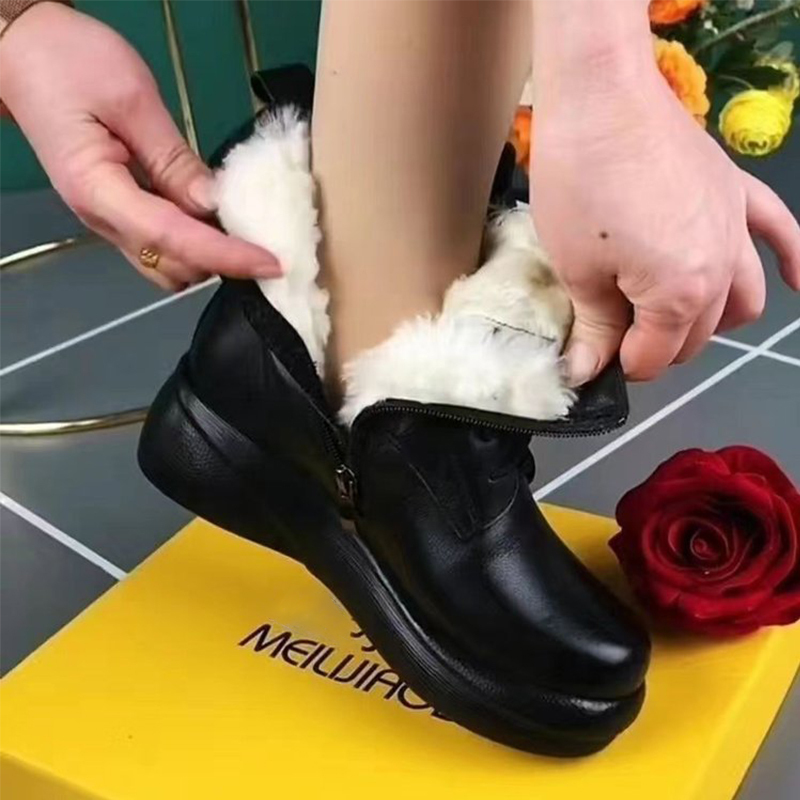 🔥Last Day Promotion 60% OFF - Women's Fashionable Warm Thick-Sole Genuine Leather Boots