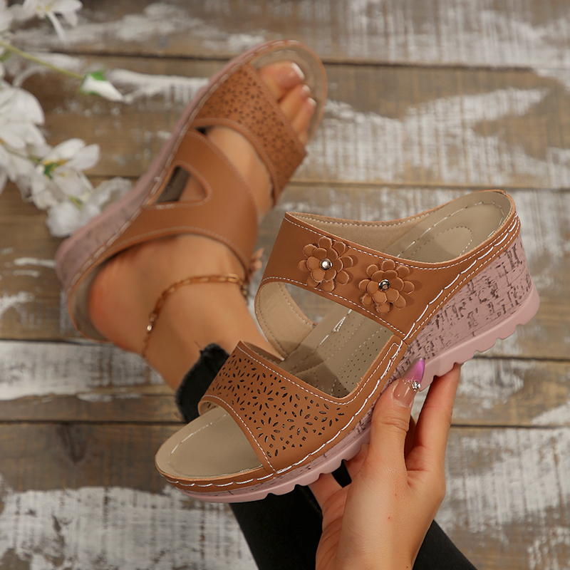🔥Last Day Promotion 50% OFF - Women's Elegant Floral Embellished Wedg