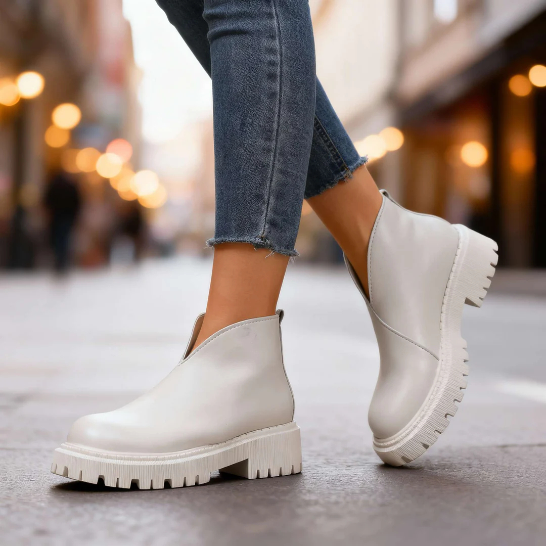 🔥Last Day Promotion 50% OFF - Women's Fashionable Chunky Heel Leather Chelsea Orthopaedic Boots