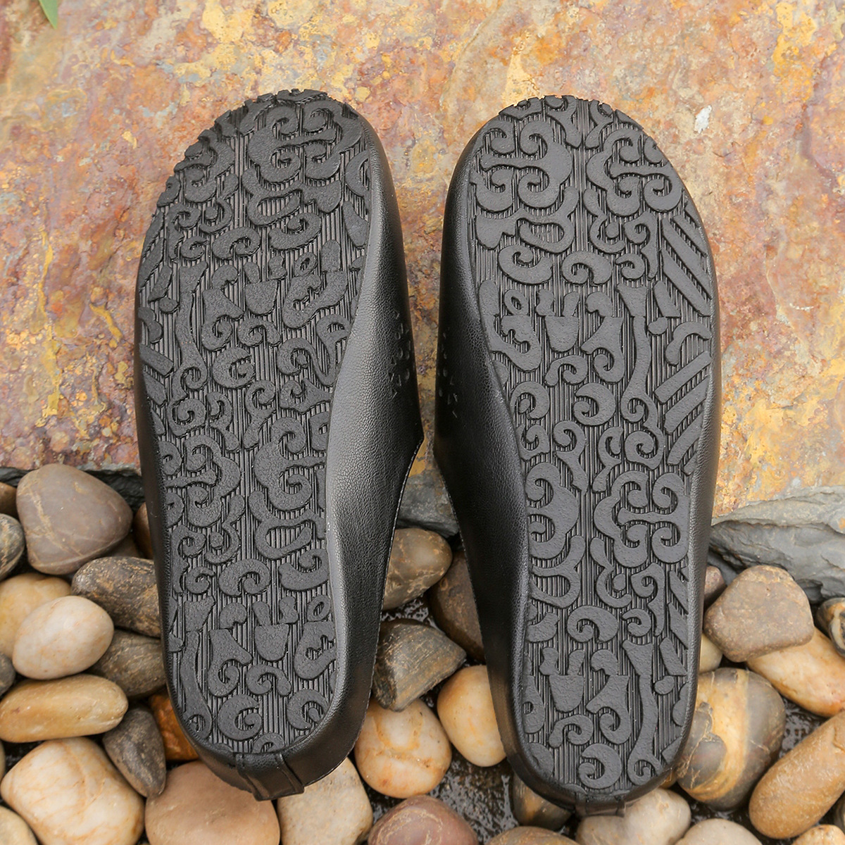 🔥Last Day Promotion 50% OFF - Women's Soft Sole Orthopaedic Leather Sandals