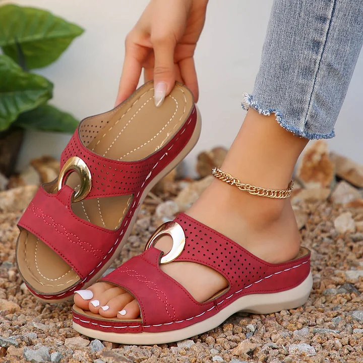 🔥Last Day Promotion 50% OFF - Women's Casual Breathable Leather Orthopaedic Platform Sandals (Buy 2 Free Shipping)